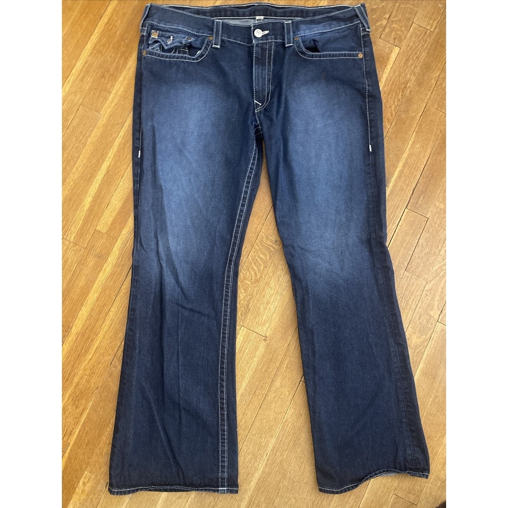 True Religion Boot Cut Blue Denim Jeans Men's Size 42x32 Wide Leg Flap Pockets - Picture 4 of 16